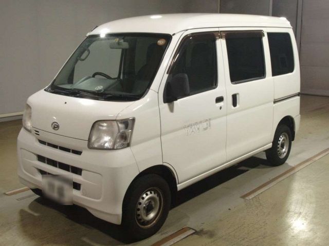 7028 Daihatsu Hijet van S321V 2015 г. (TAA Hyogo)